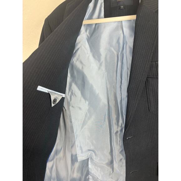 Banana Republic Tailored Fit Navy Blue Pinstripe Sport Coat Suit Jacket Size 44R - Picture 8 of 9